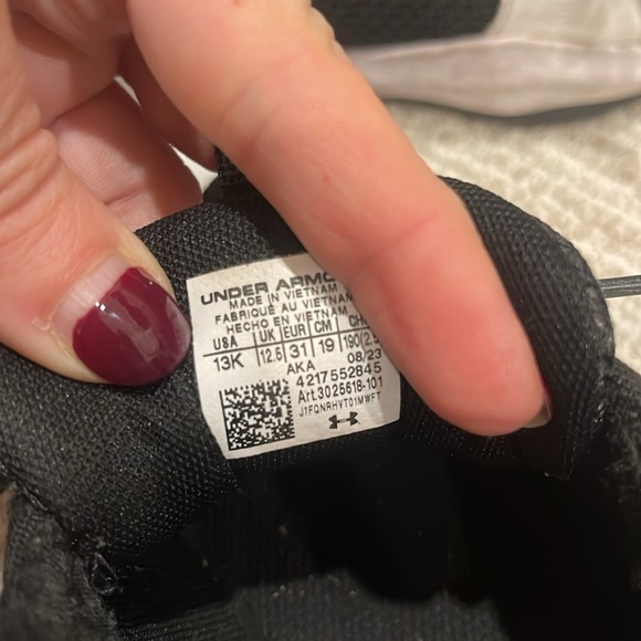 BOYS' UNDER ARMOUR LITTLE KID LOCKDOWN 6 BASKETBALL SHOES - Picture 5 of 5